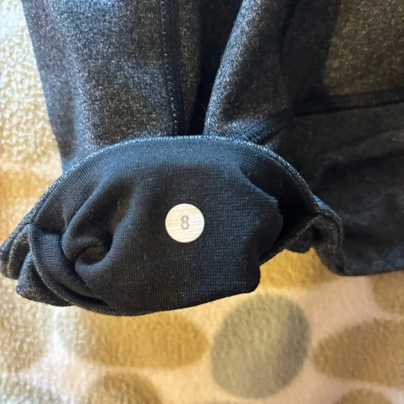 Lululemon Scenic Route Women's Gray Cargo Leggings Size 8 25" - Picture 8 of 8